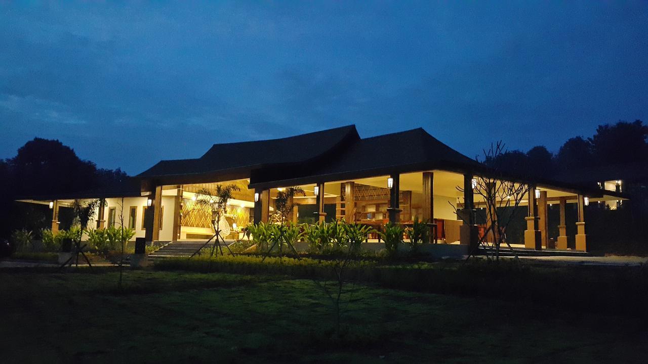 Phu Chom Mork Resort Сангхла-Бури Экстерьер фото